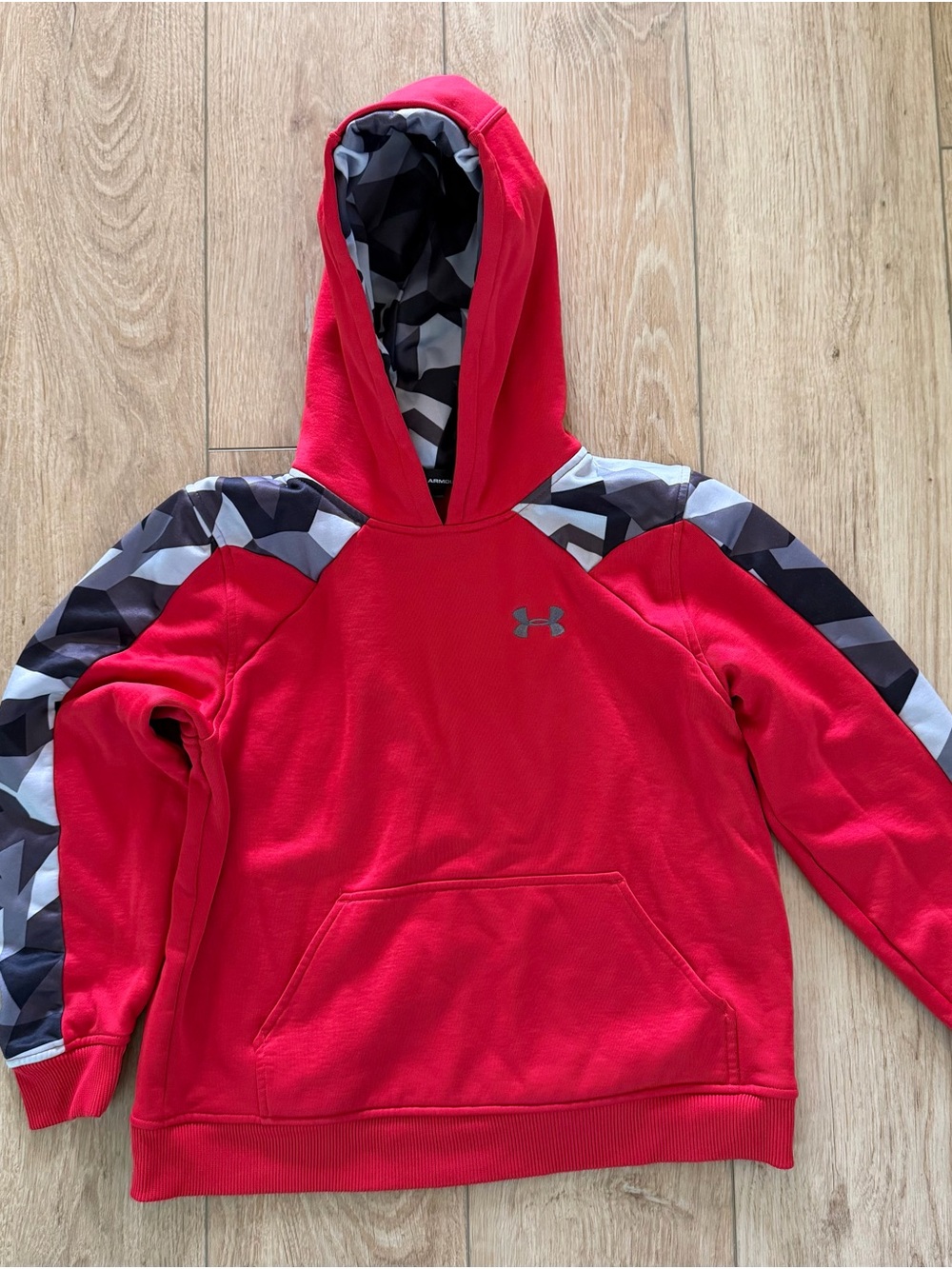 Under Armour Red Hooded Sweatshirt with Black & Gray Camo Panels